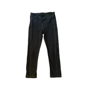 ST Tall Athleta Ultimate Stash Pocket Embossed Printed Capri Leggings Black
